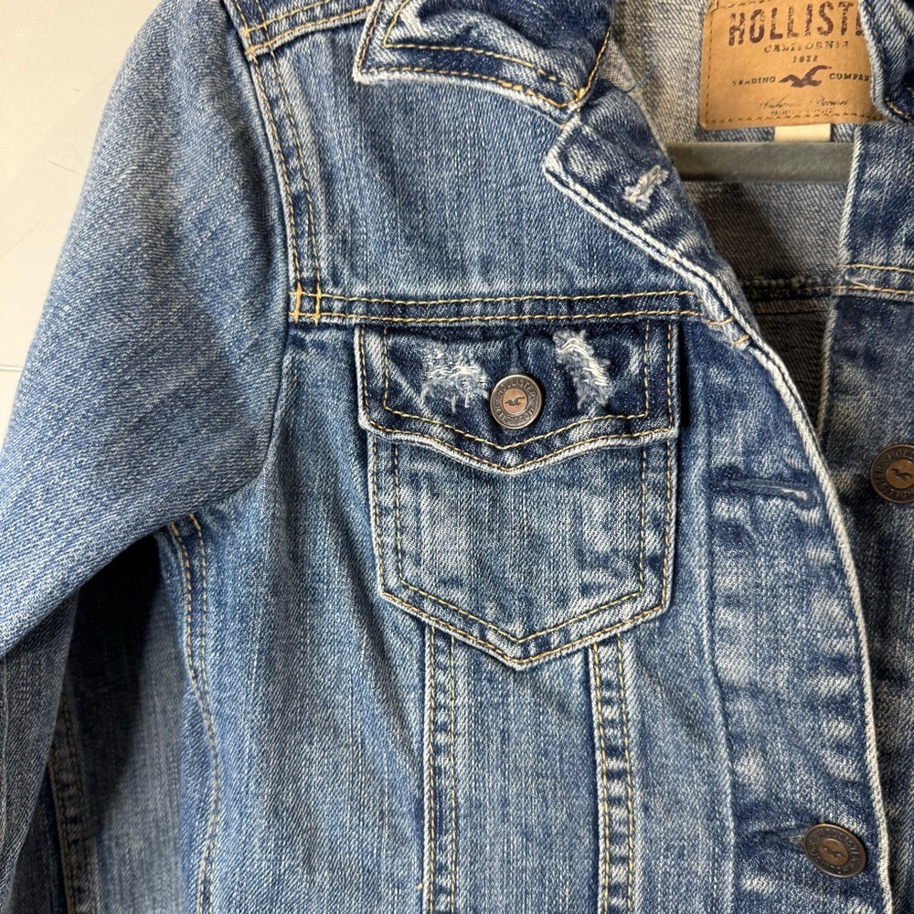 Hollister Women's Blue Denim Jacket Y2K Size XS - Picture 8 of 9
